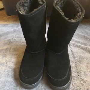 Bear paw tall black boots